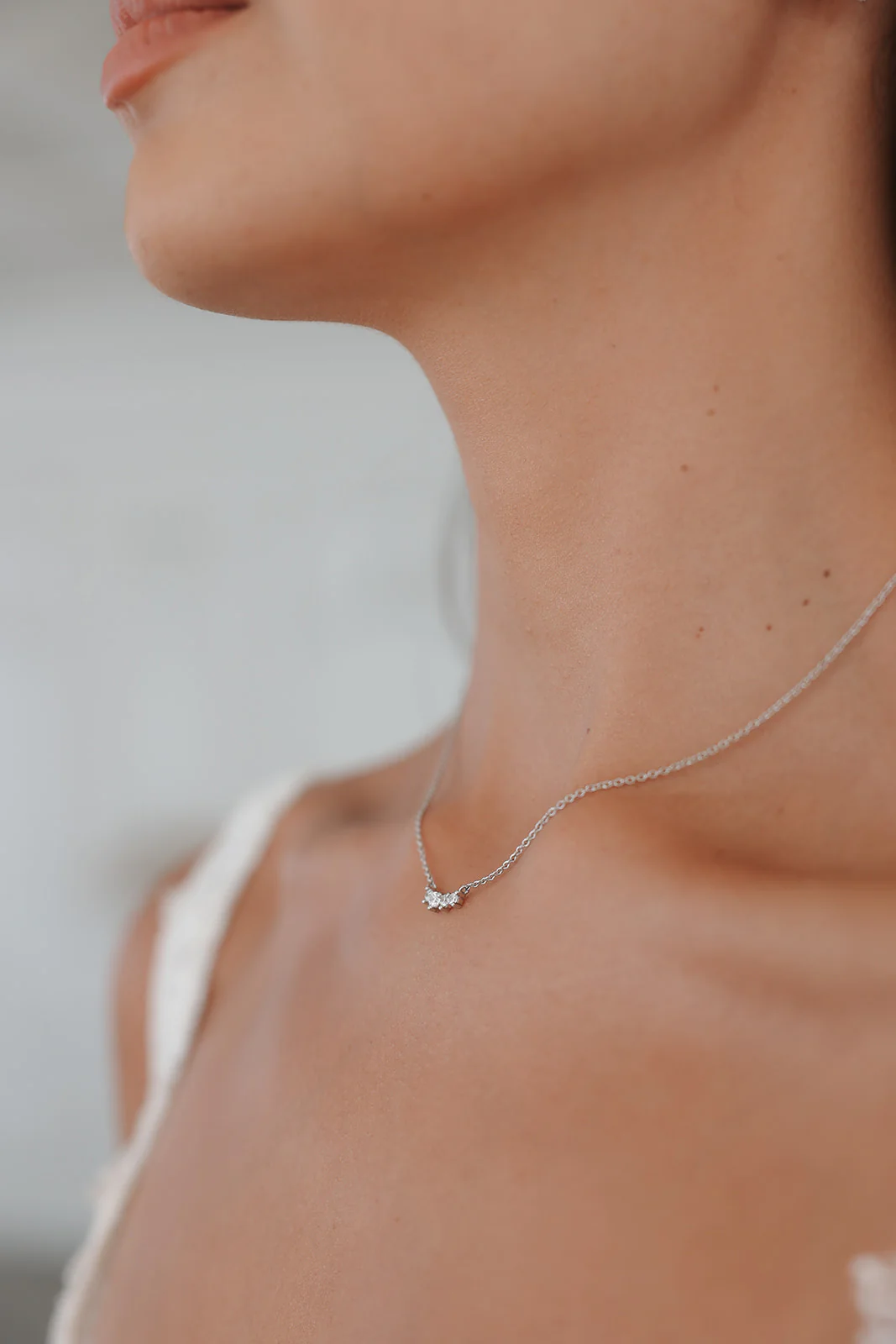 Annie Crystal Necklace - Image 5