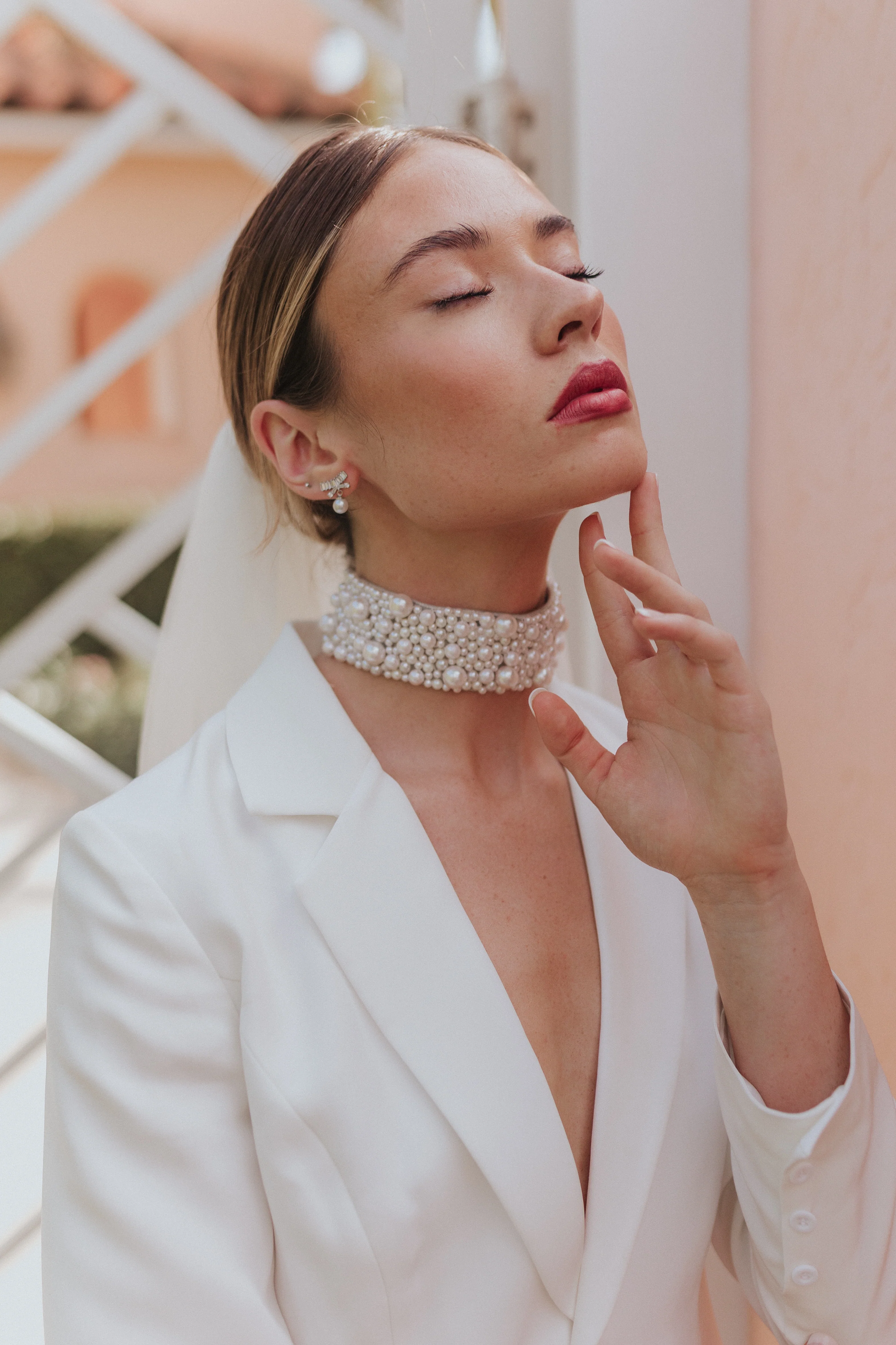 Beatrice Choker