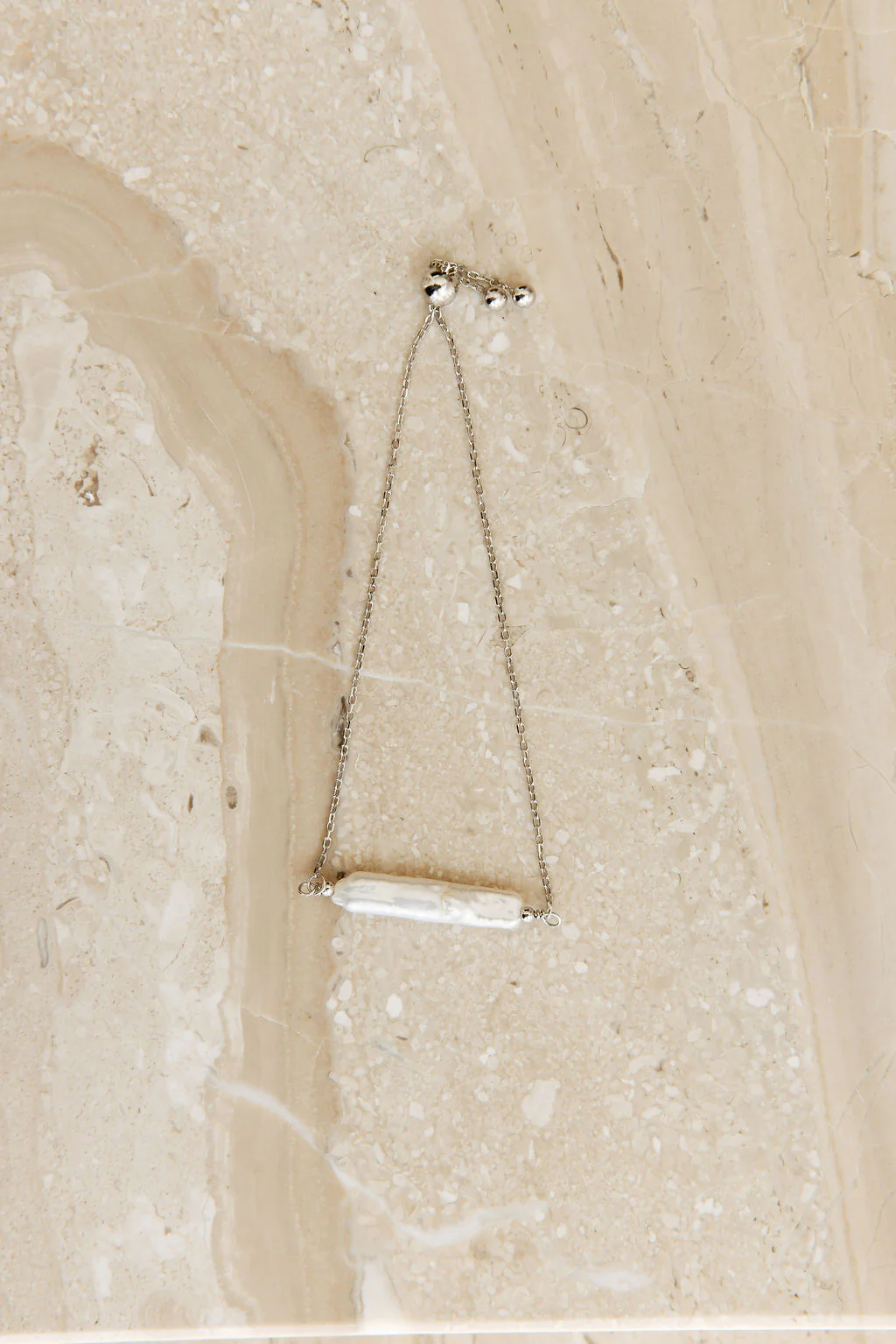 Bree Baroque Pearl Bracelet - Image 4