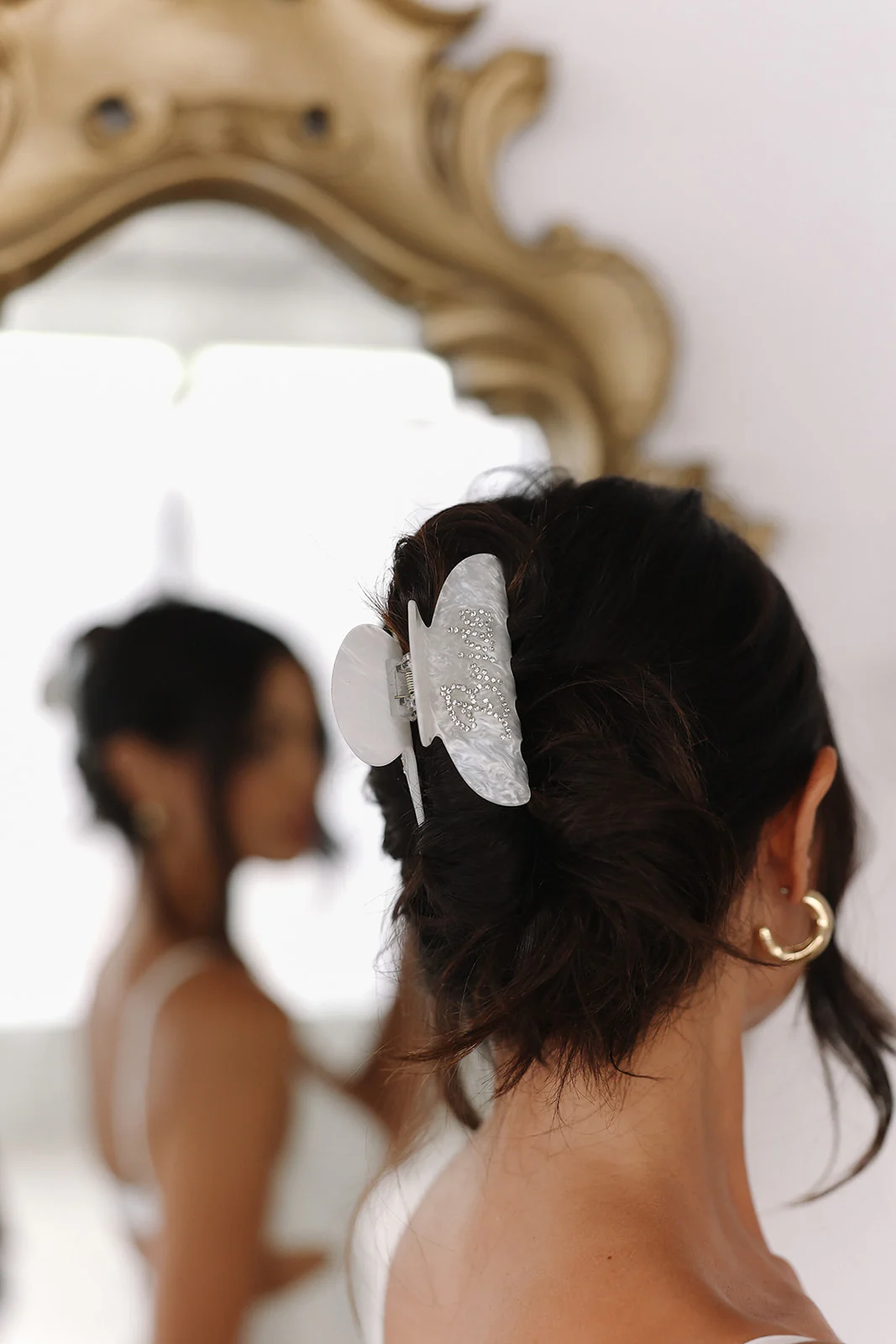 BRIDE Crystal Claw Clip - Image 3
