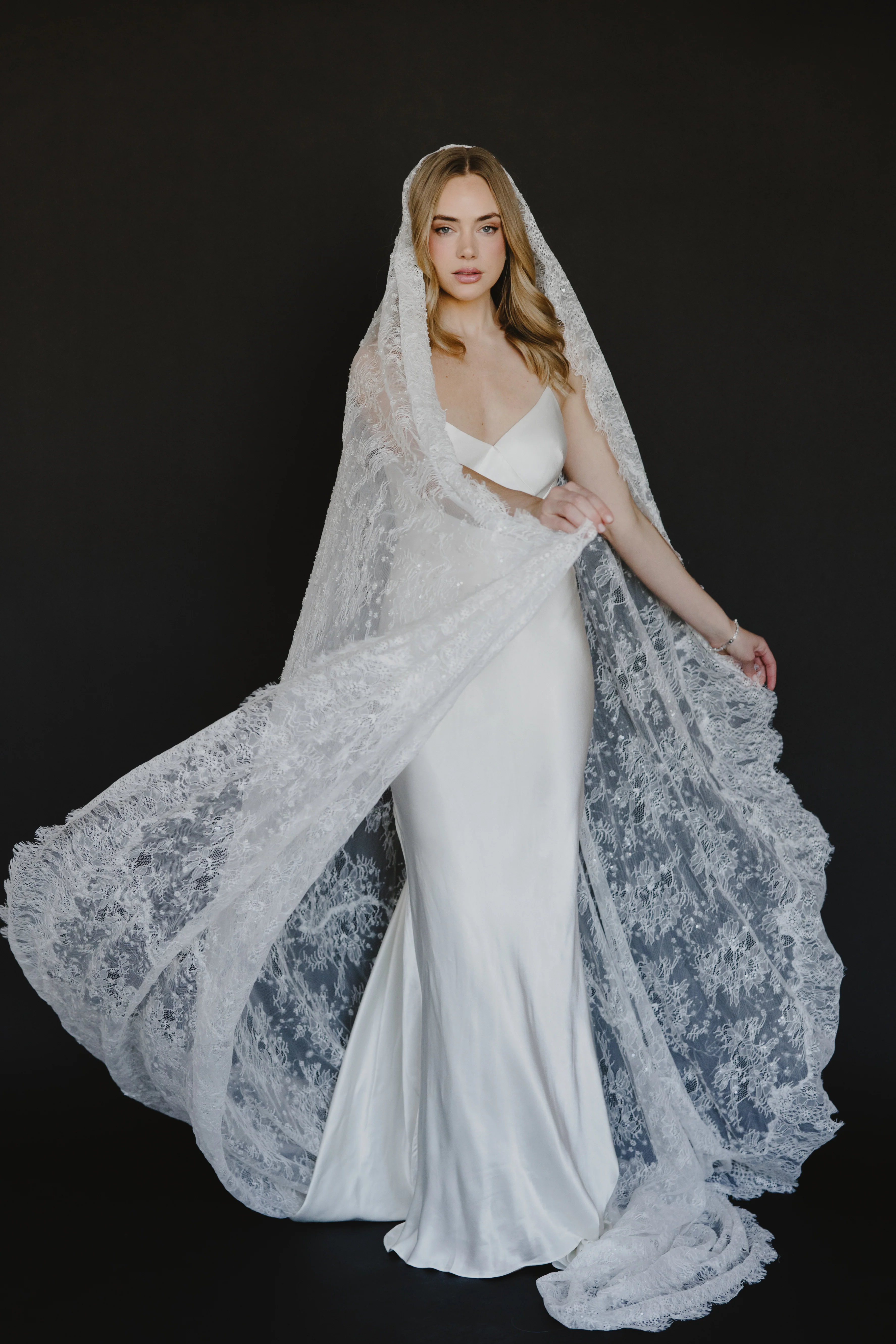 Delphine Veil - Image 10