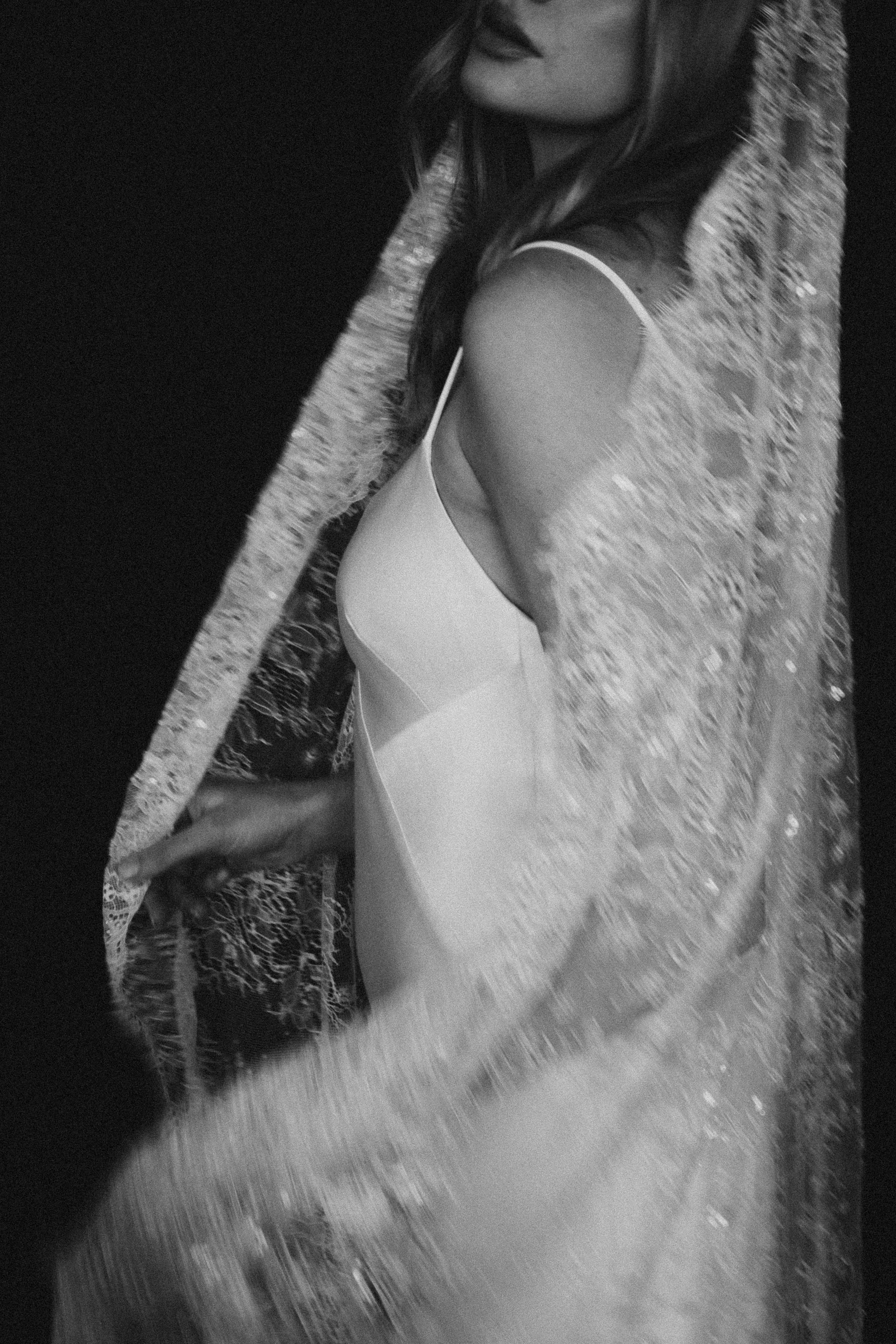 Delphine Veil - Image 11