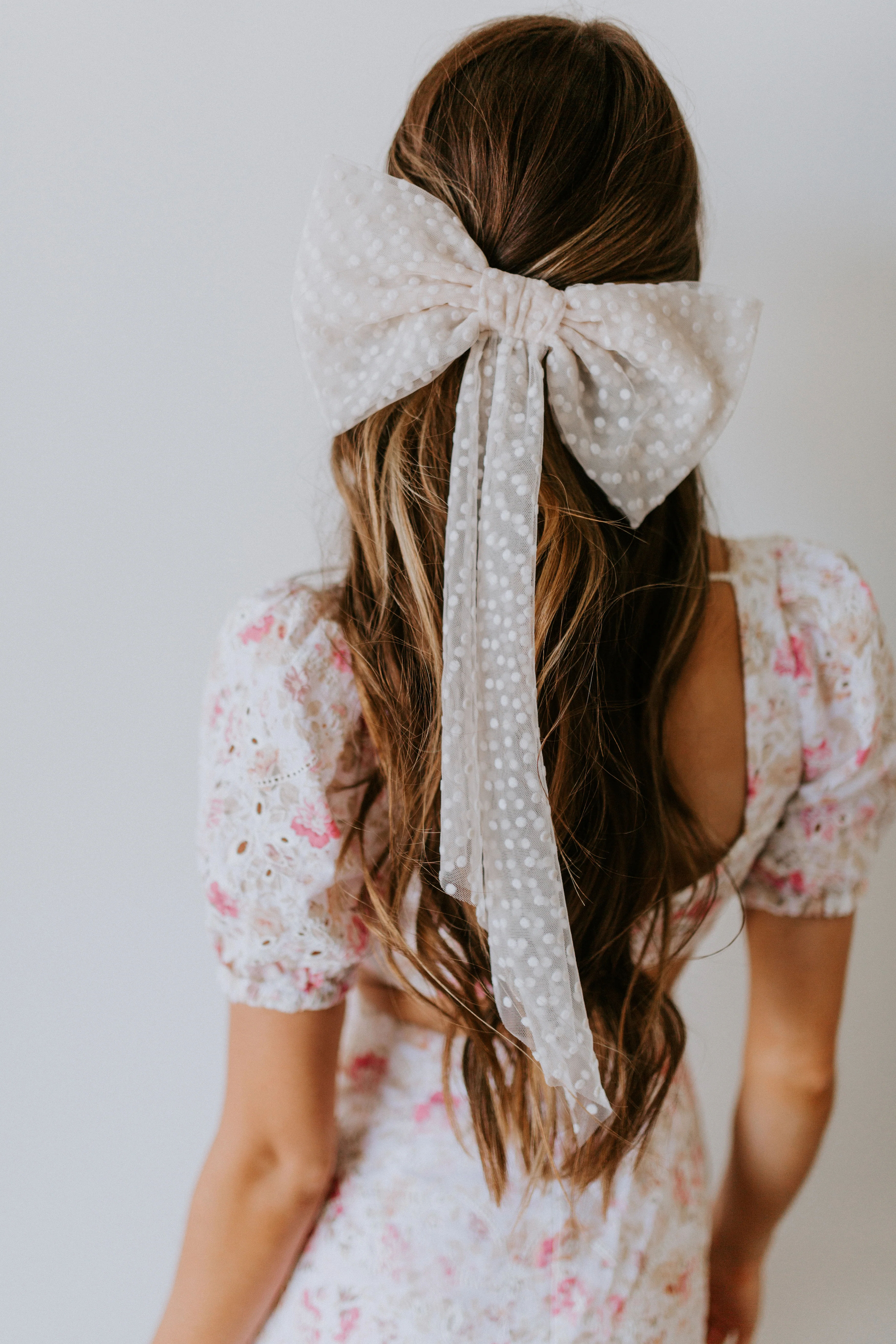 Emma Bow - Image 7