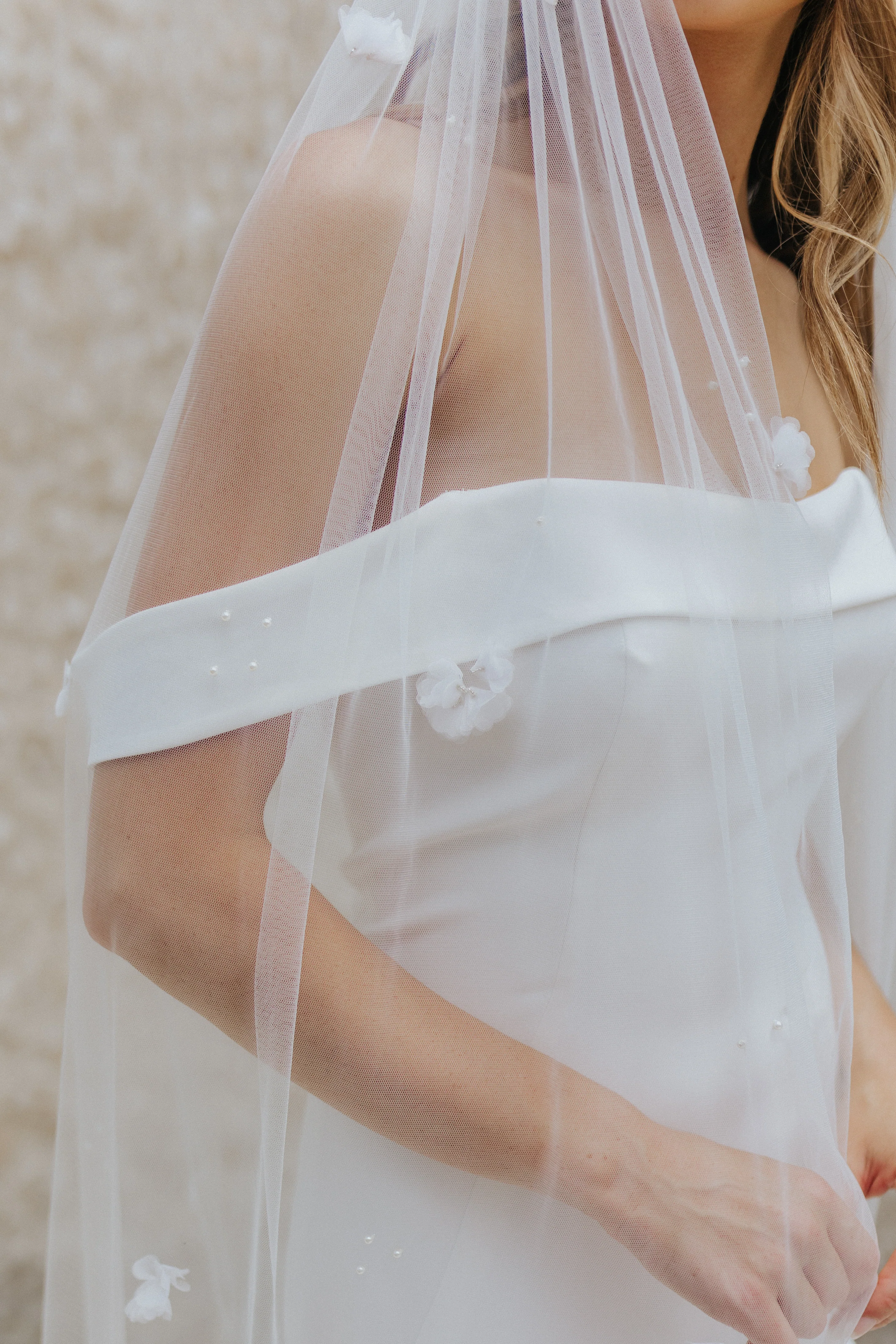 Escada Veil - Image 3