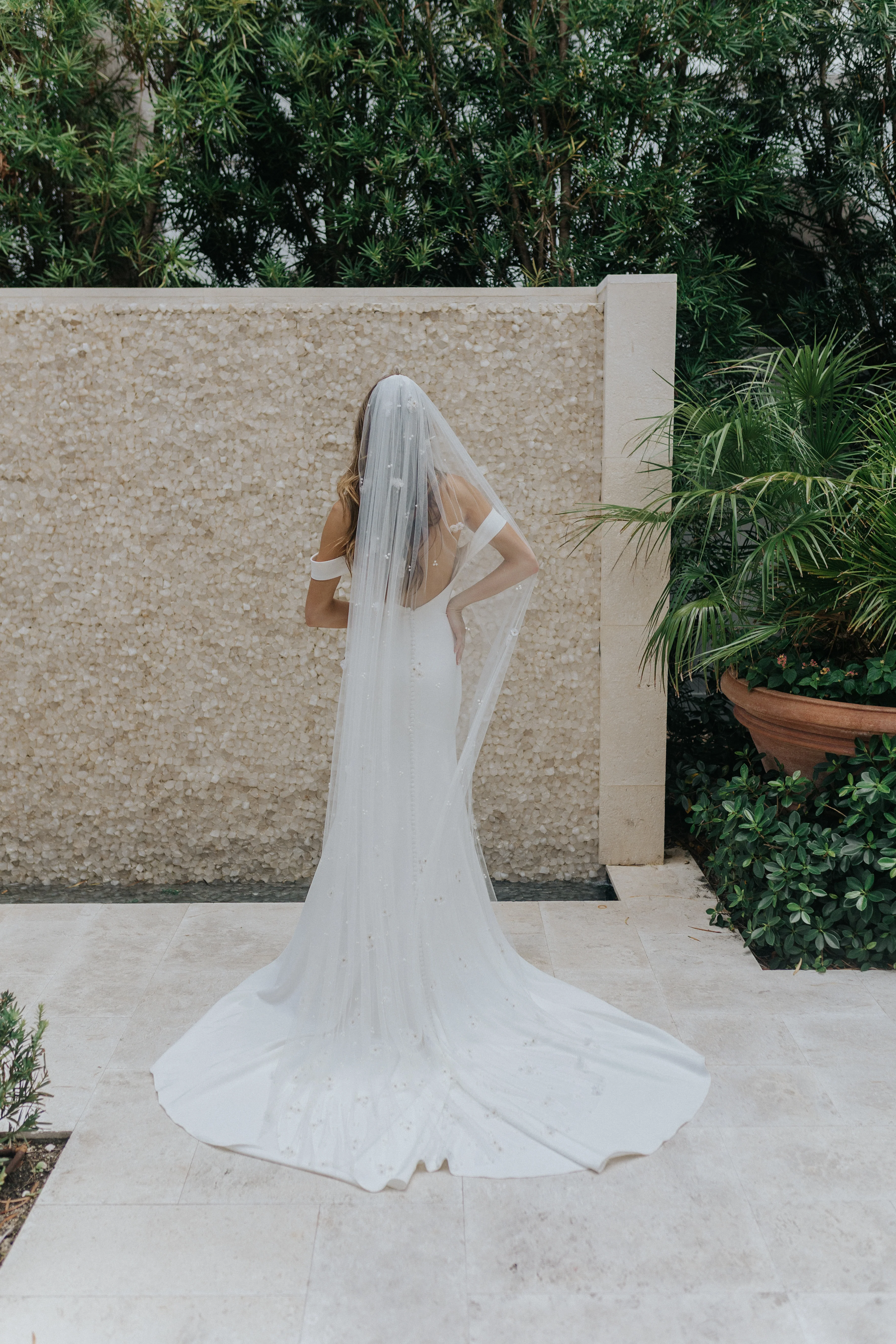 Escada Veil - Image 7