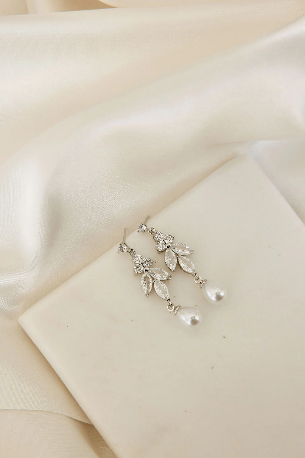 Forever Bridal Jewelry Set - Image 3