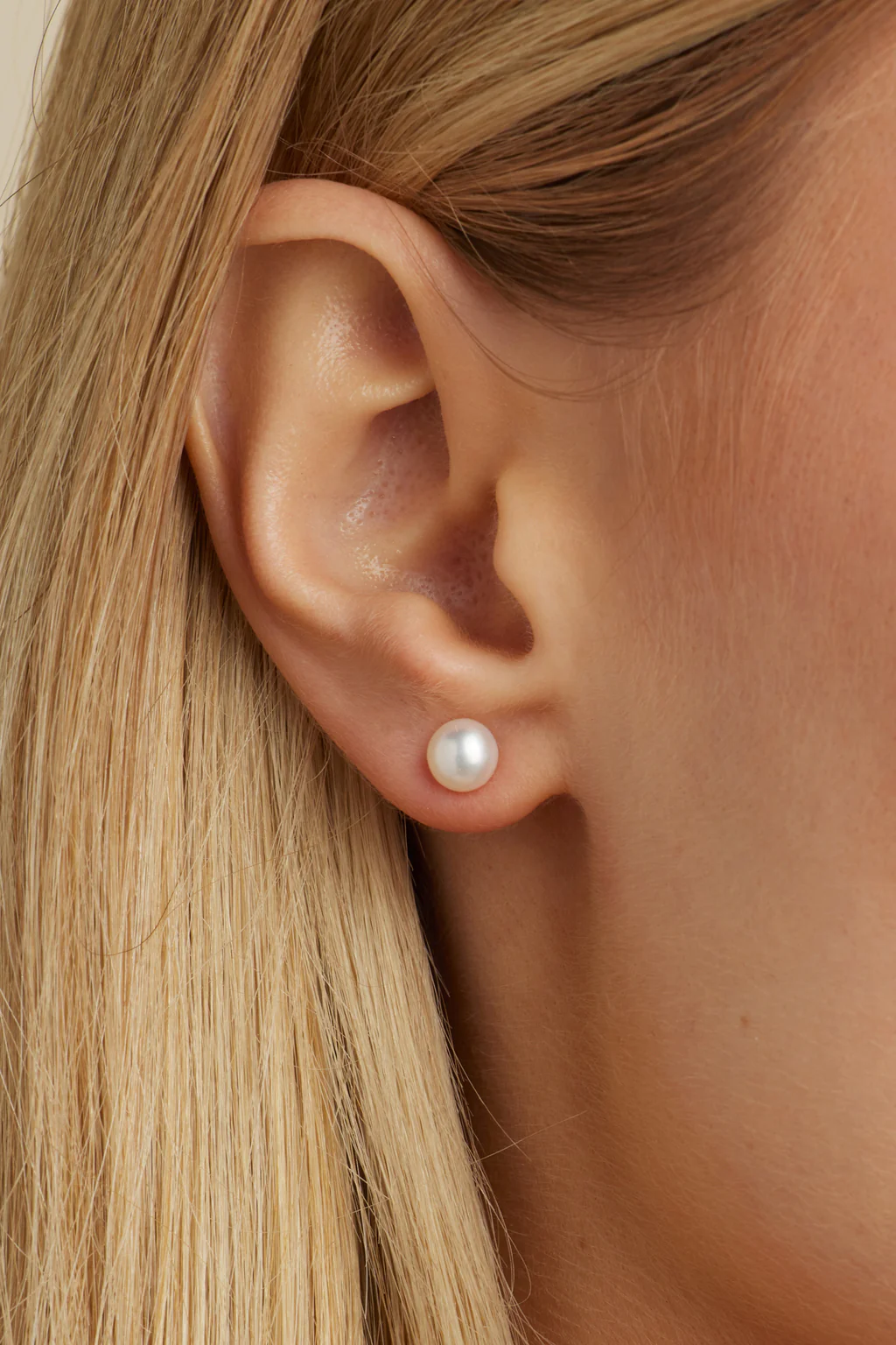 Lara Pearl Drop Earrings - Image 7