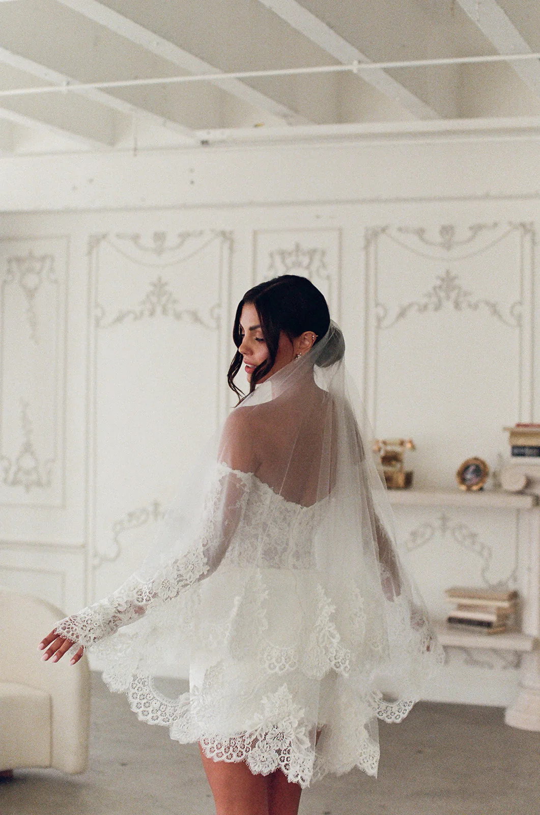 Laurence Lace Veil - Image 10