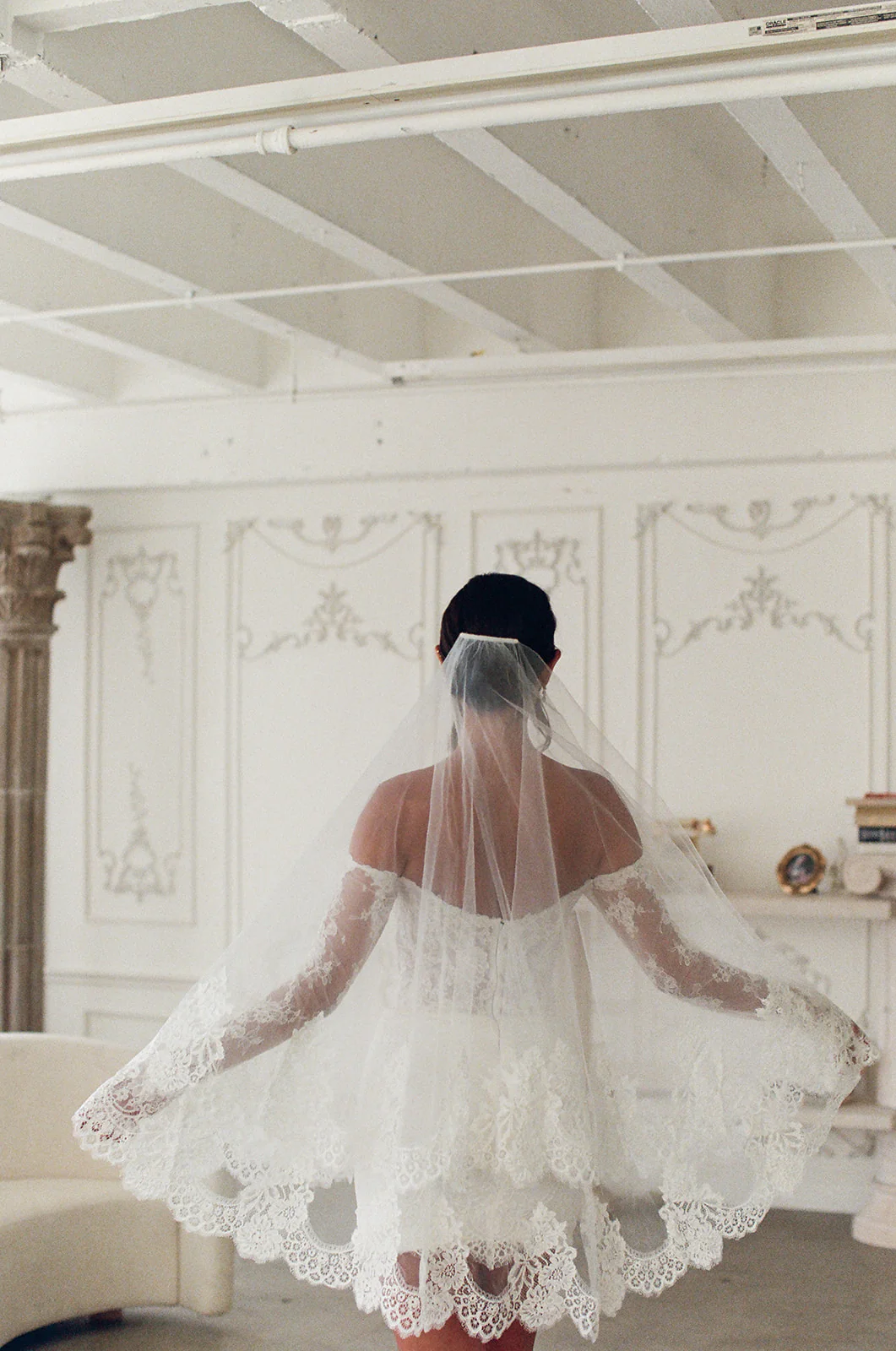 Laurence Lace Veil - Image 16