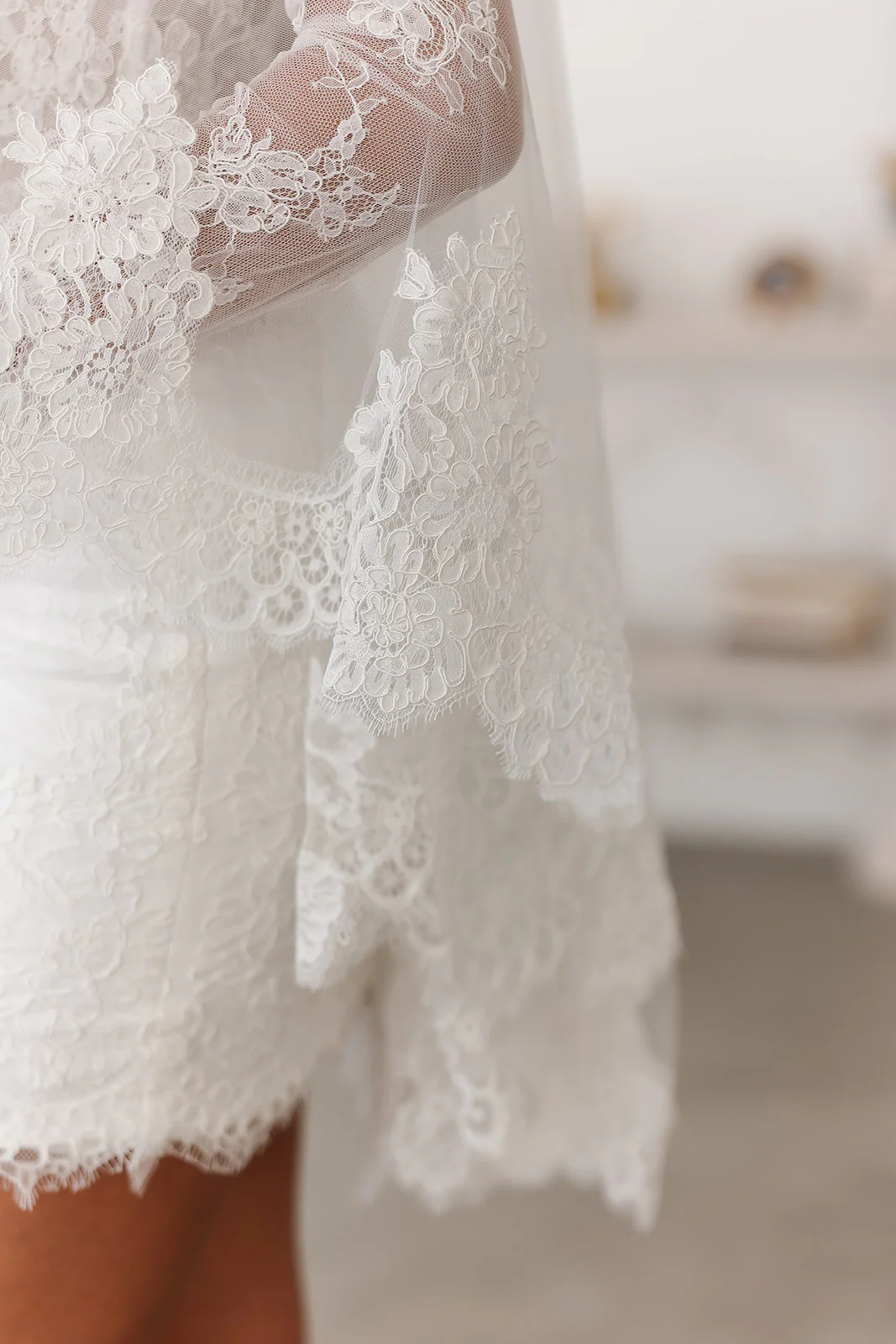 Laurence Lace Veil - Image 17