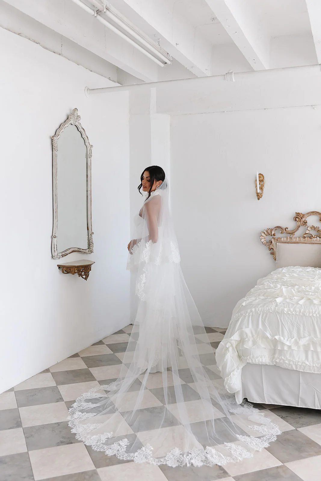 Laurence Lace Veil - Image 2