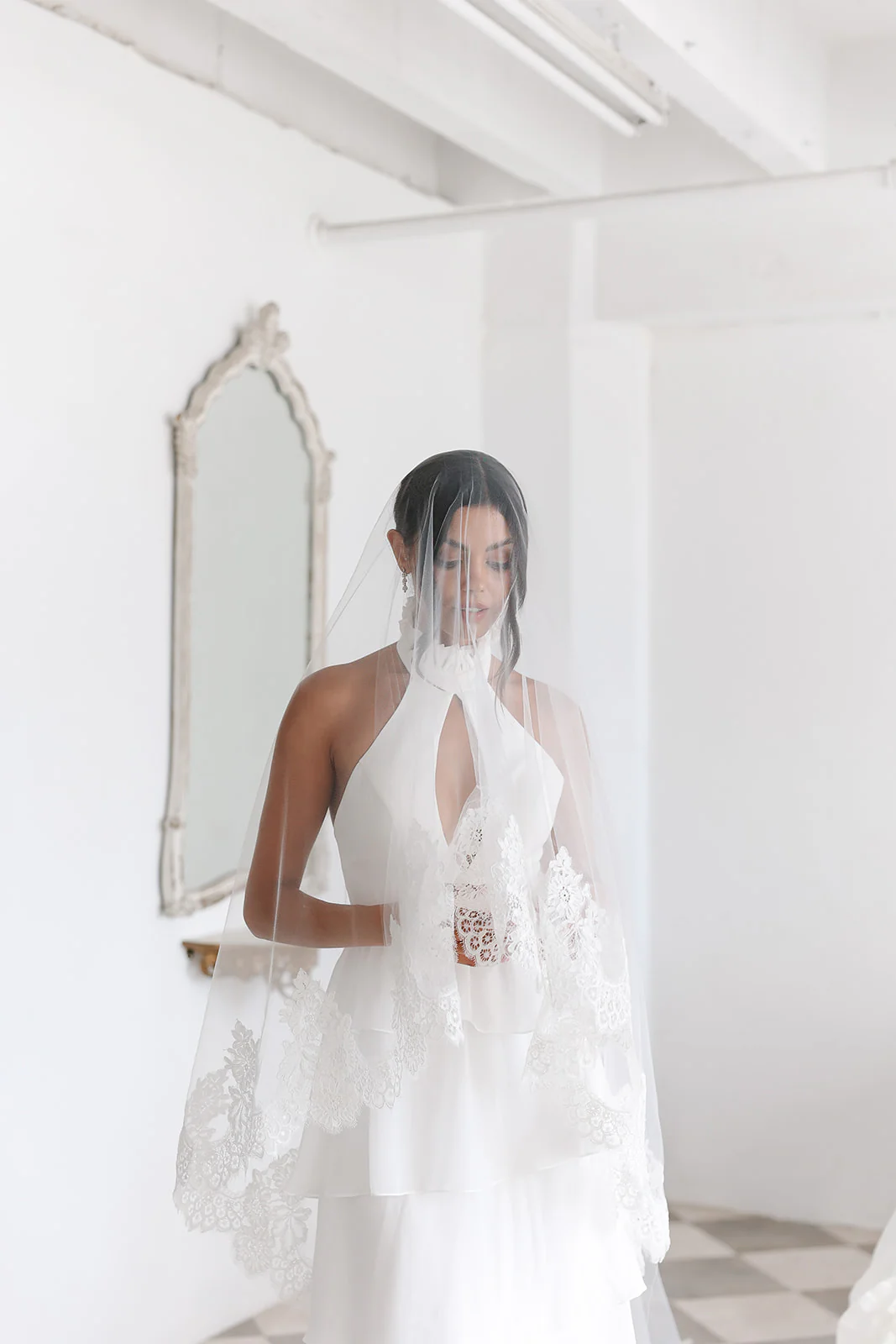 Laurence Lace Veil - Image 6