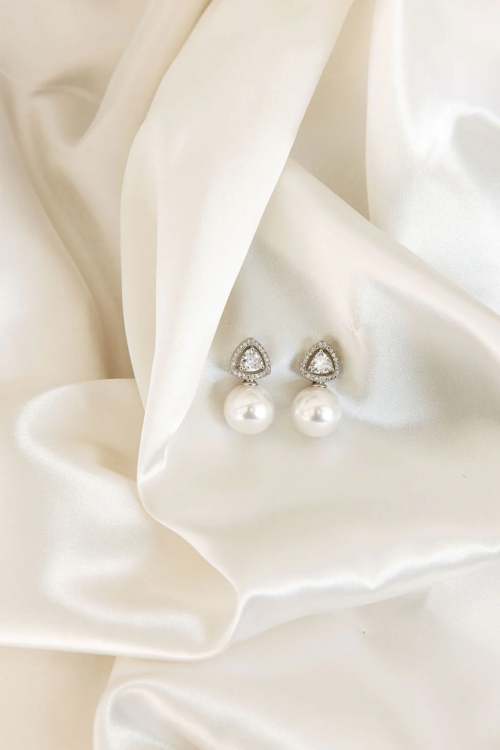 Legacy Pearl Drop Earrings - Image 3