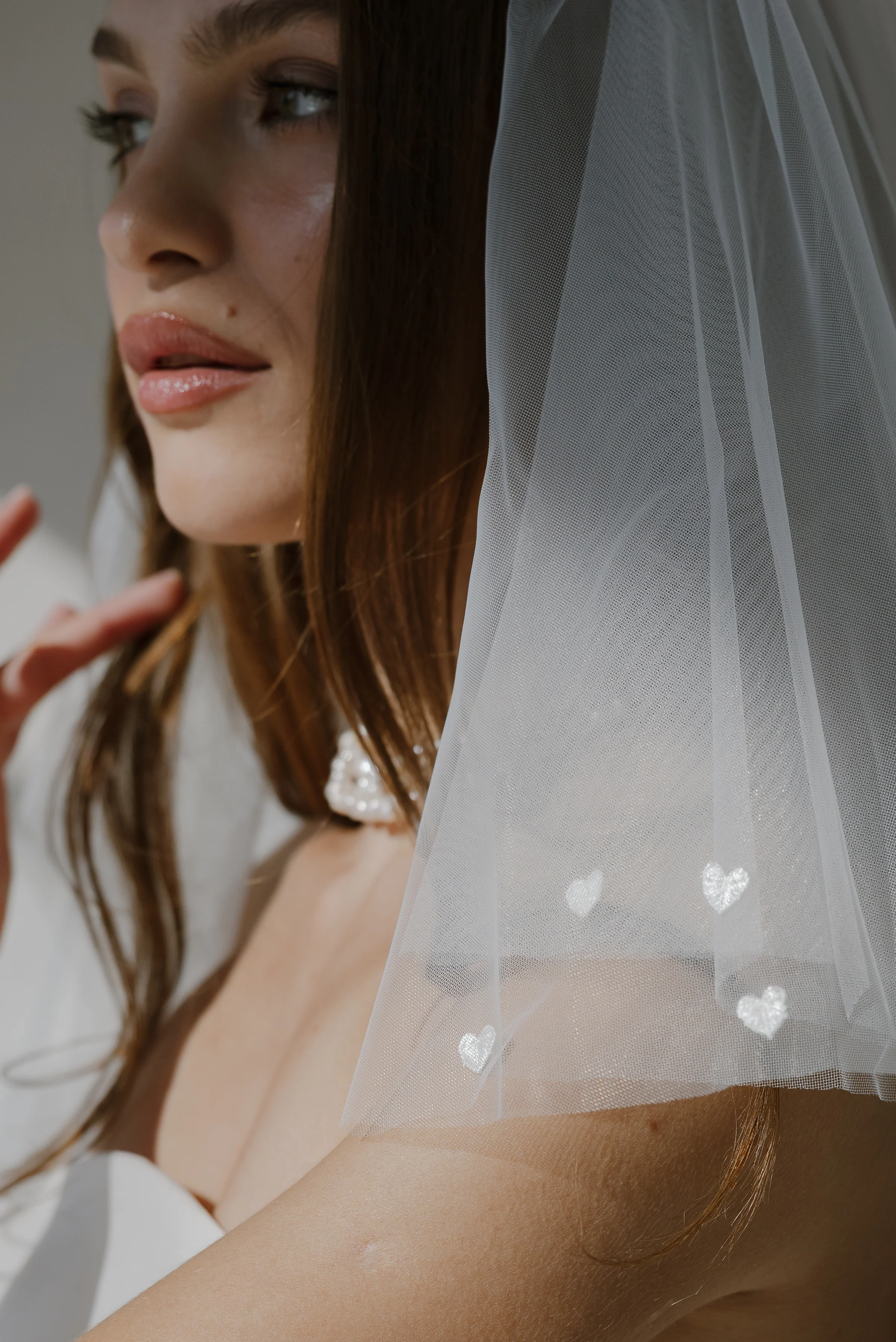 Lucky in Love Mini Veil - Image 3