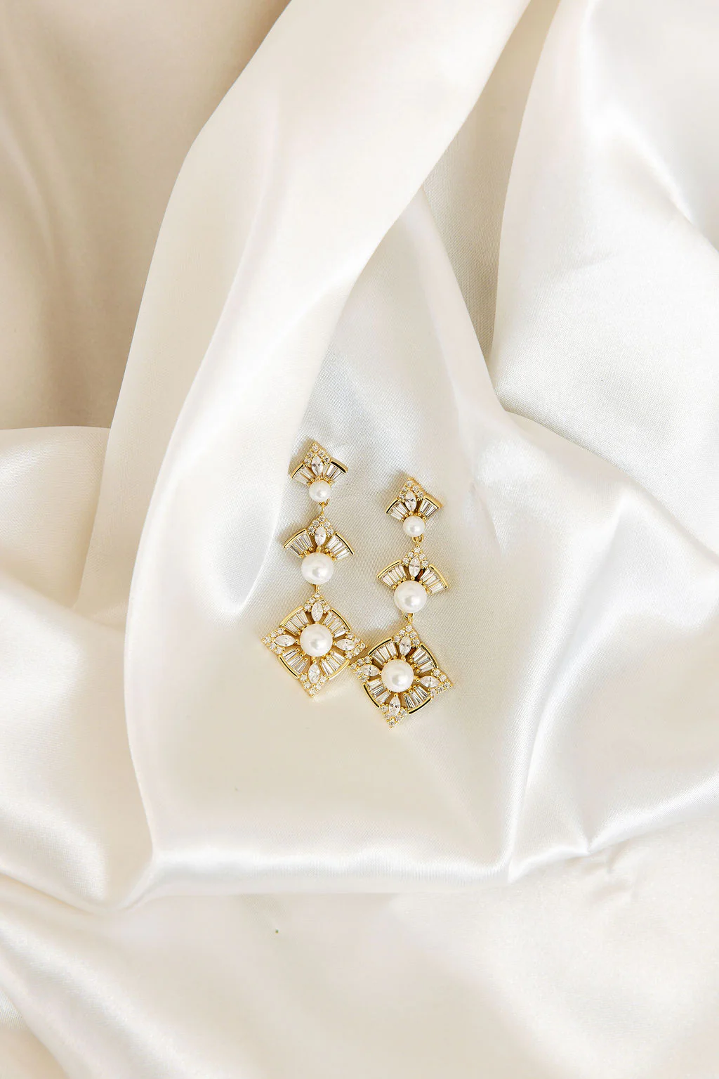 Margaux Pearl Drop Earrings - Image 3