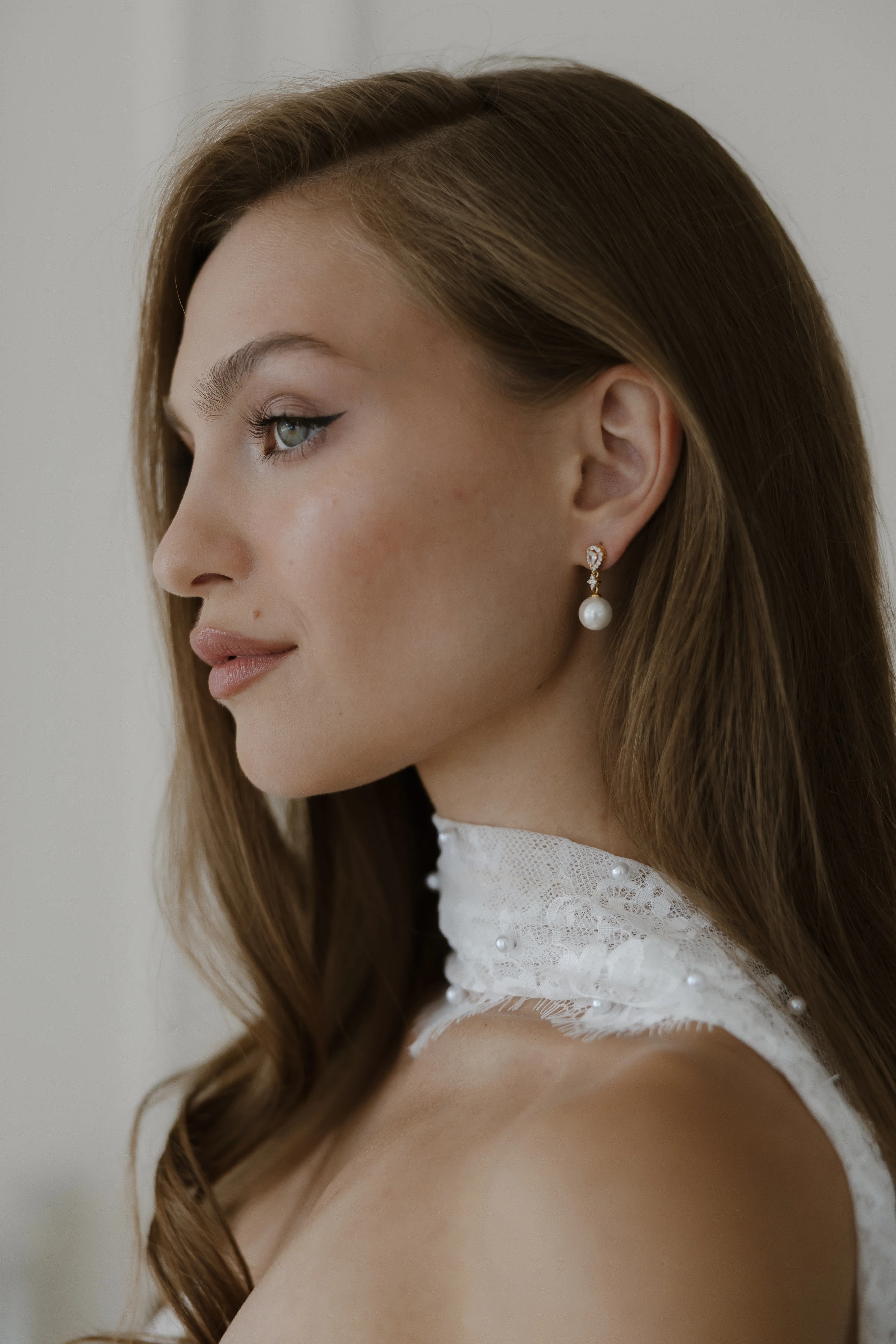 Melody Pearl Drop Earrings - Image 5