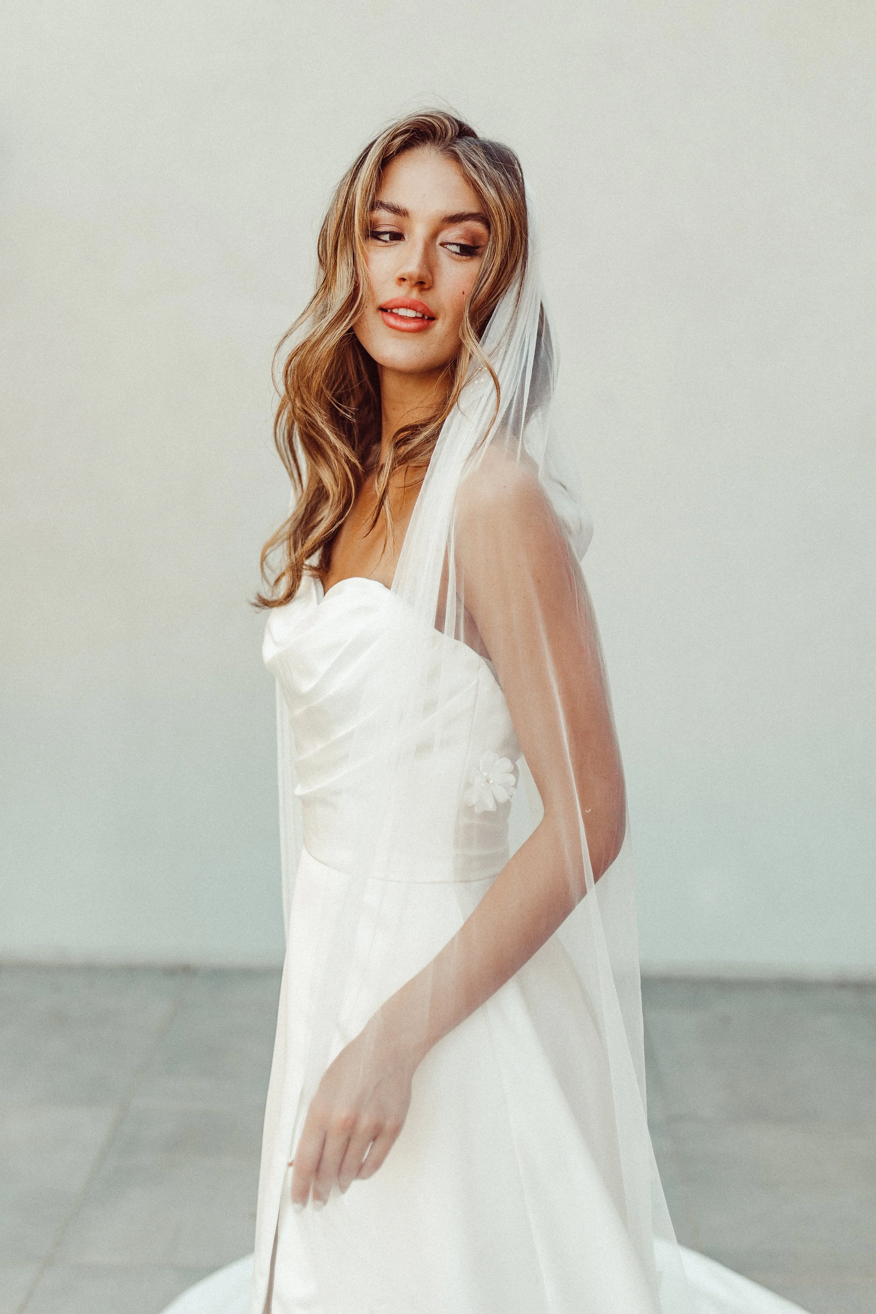 Mira Veil - Image 3