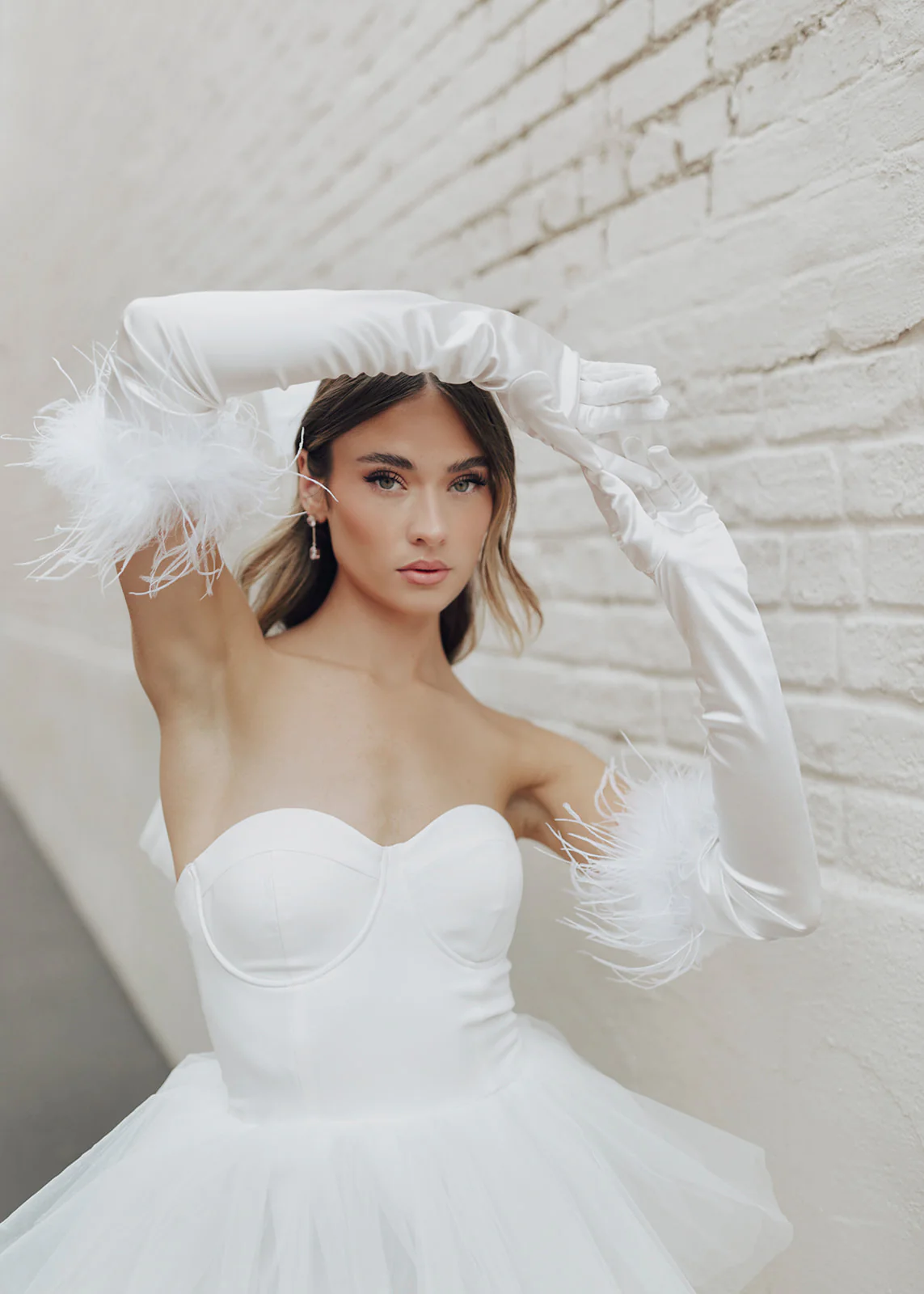 Olivia Feather Gloves - Image 3
