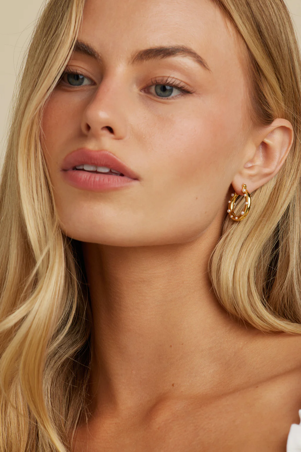 Paris Pearl Hoops - Image 3