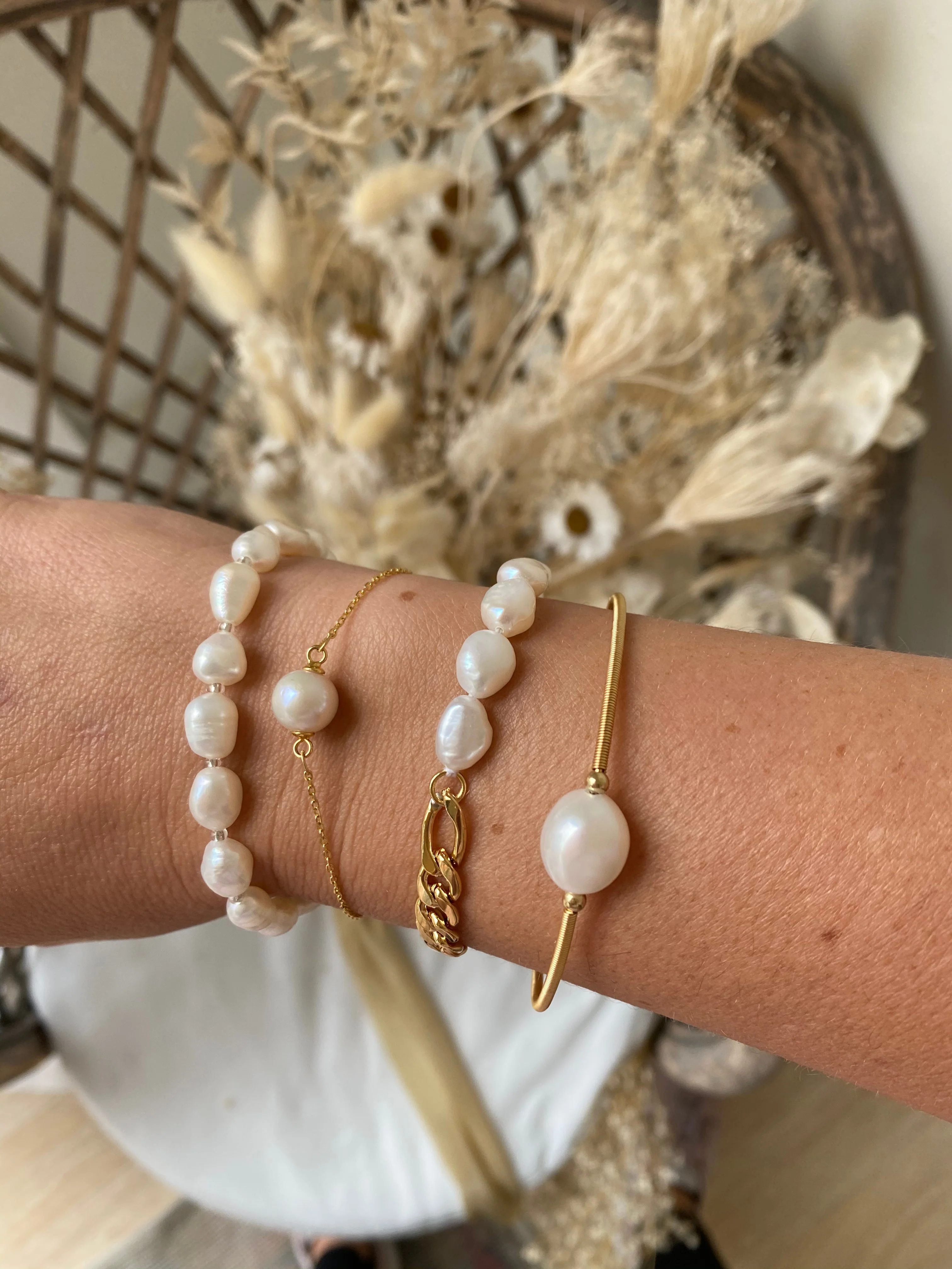 Parlor Pearl Bracelet - Image 8