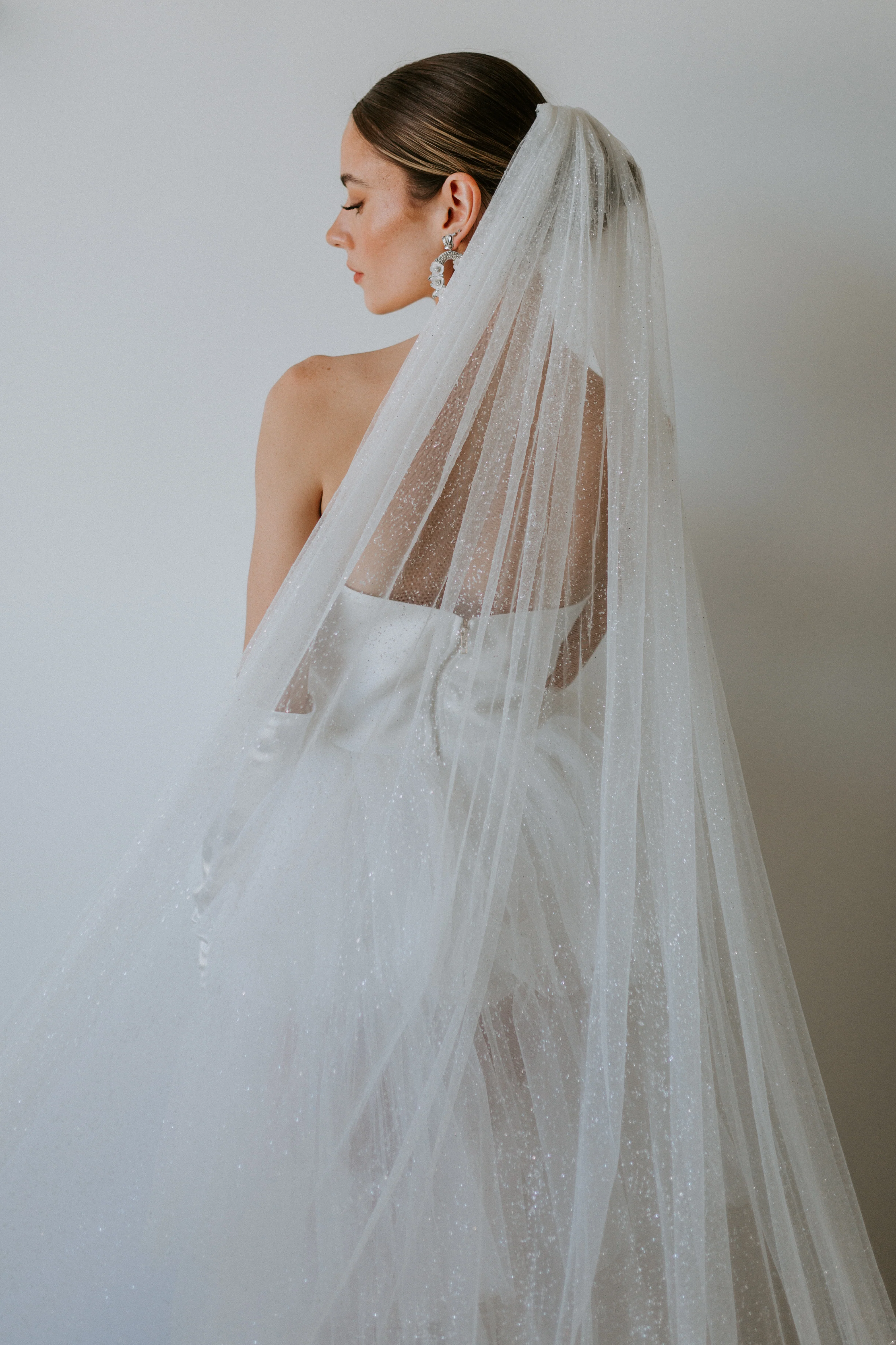 Candlelight Veil - Sample Sale - Image 3