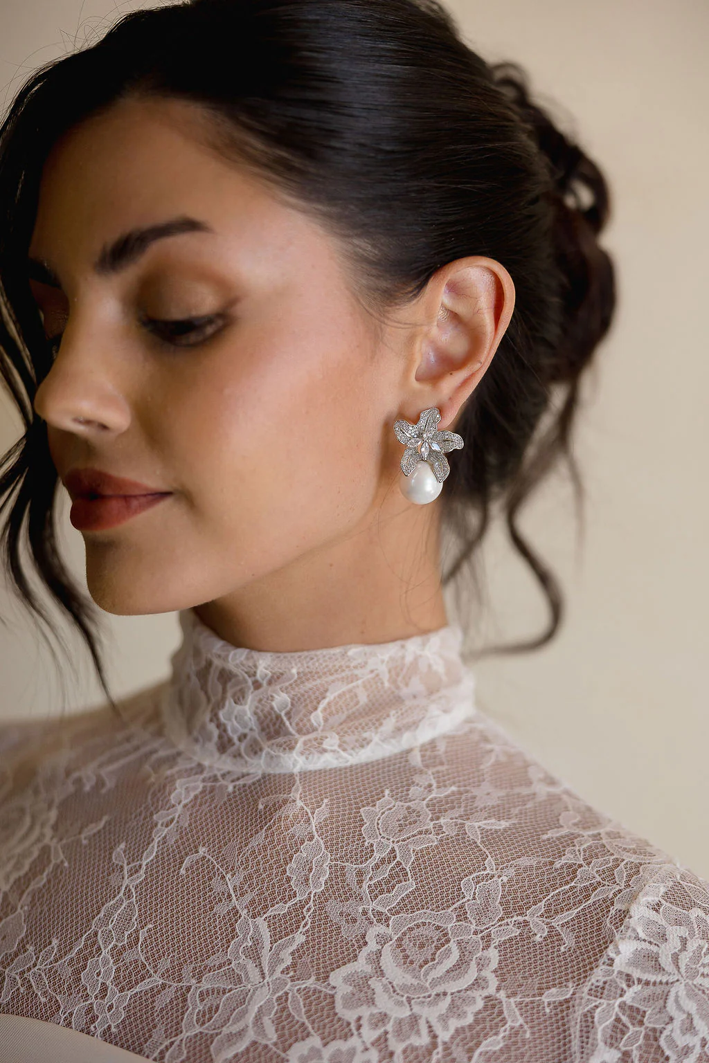 Sonnet Pearl Drop Earrings - Image 5