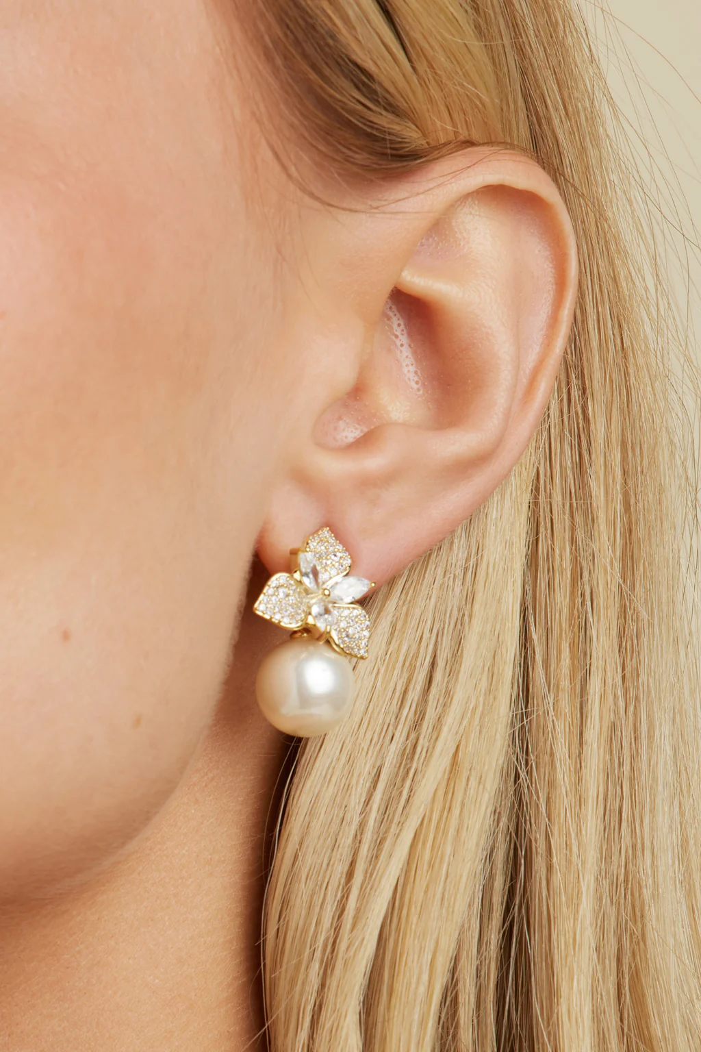 Sophie Pearl Drop Earrings - Image 5