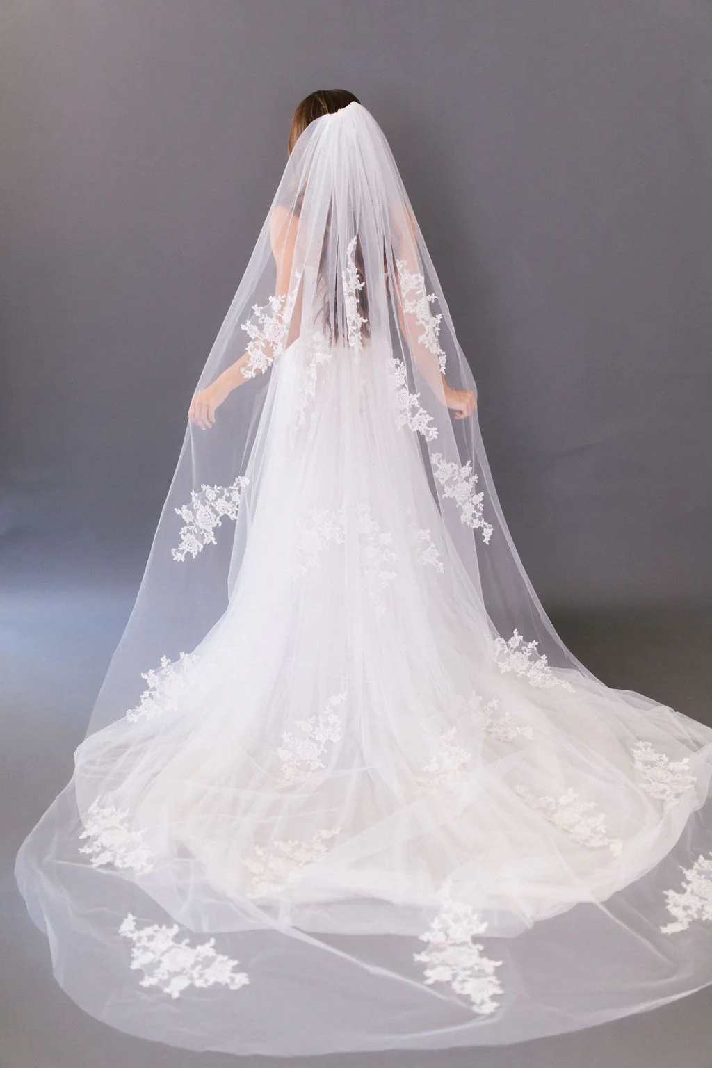 Tessa Veil - Image 7