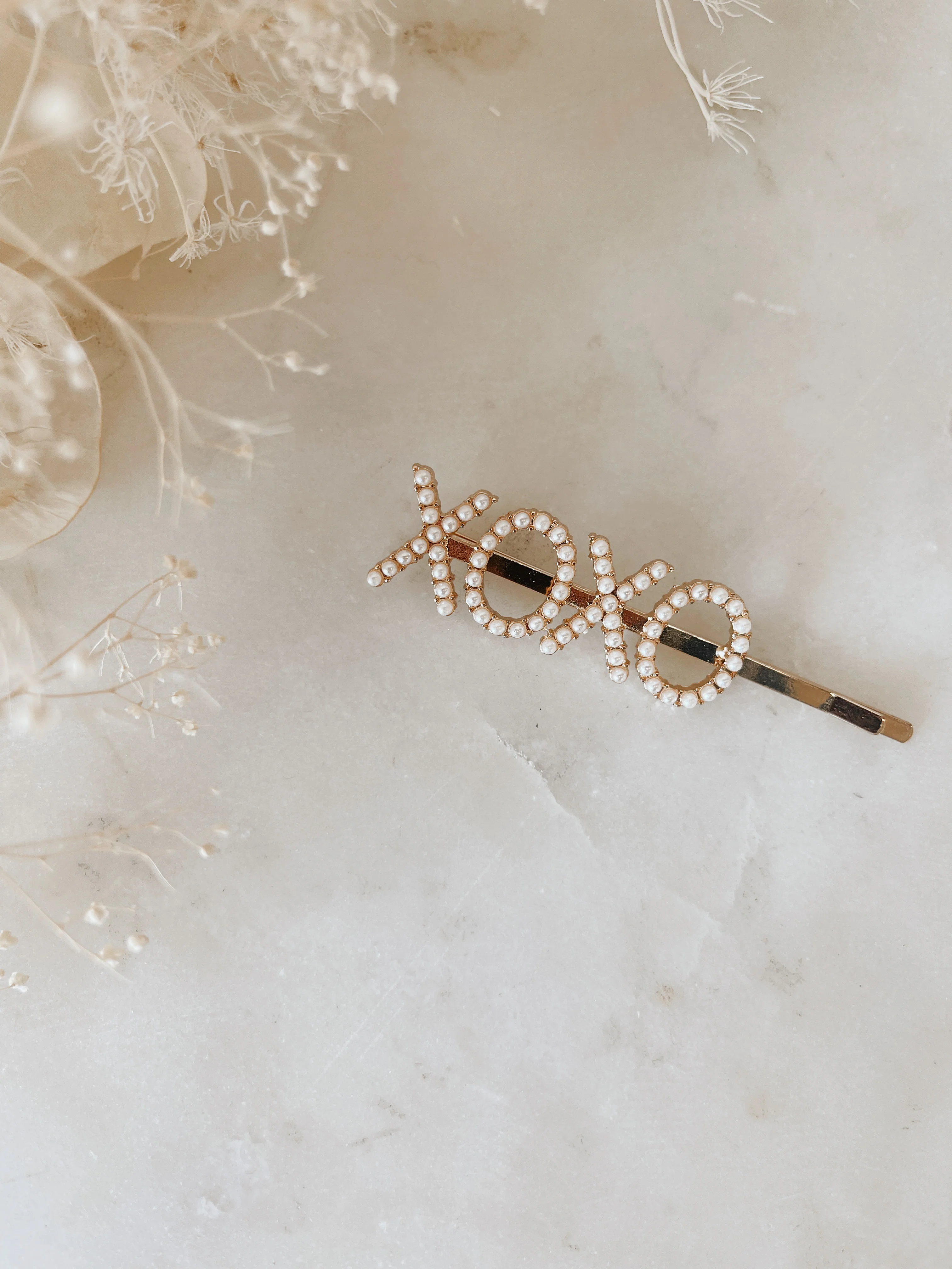 XOXO Pearl Bobby pin - Image 4