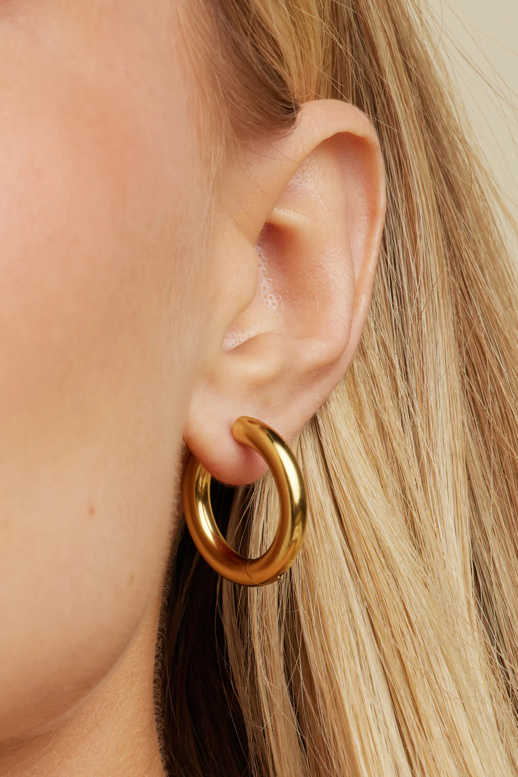 Zuma Freshwater Pearl Hoops - Image 4